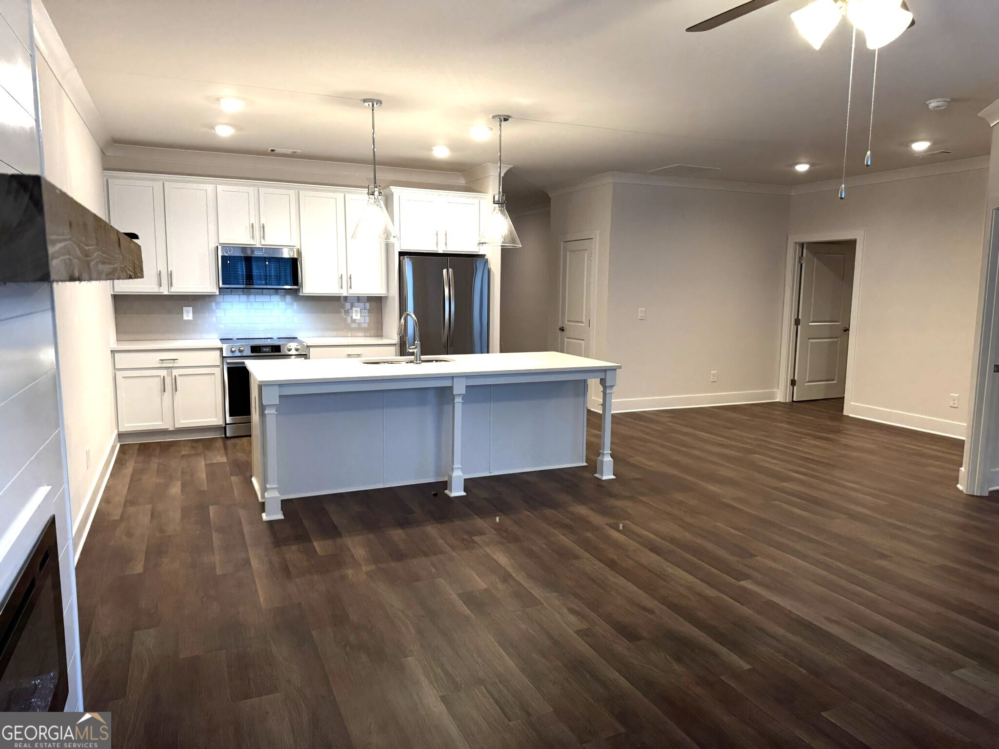 65 Village Court Property Photo 3