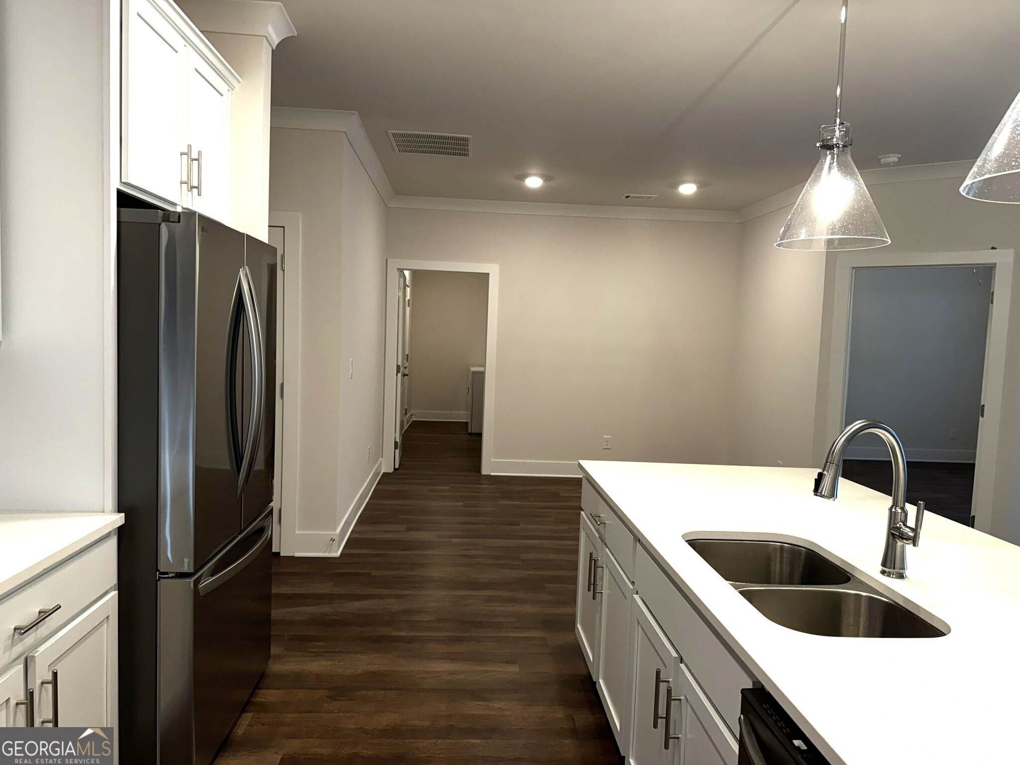 65 Village Court Property Photo 6