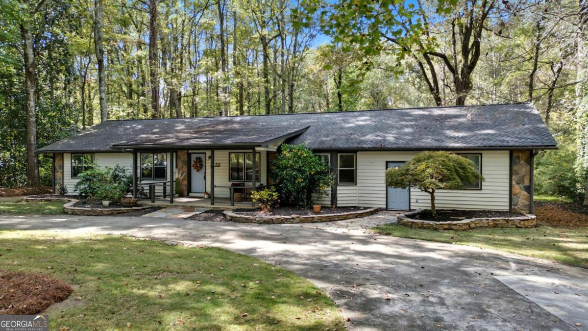 707 Sherwood Drive Property Photo 1