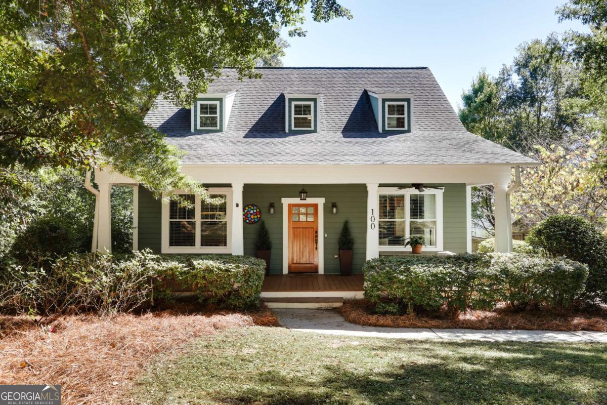 100 Crestview Circle Property Photo 1