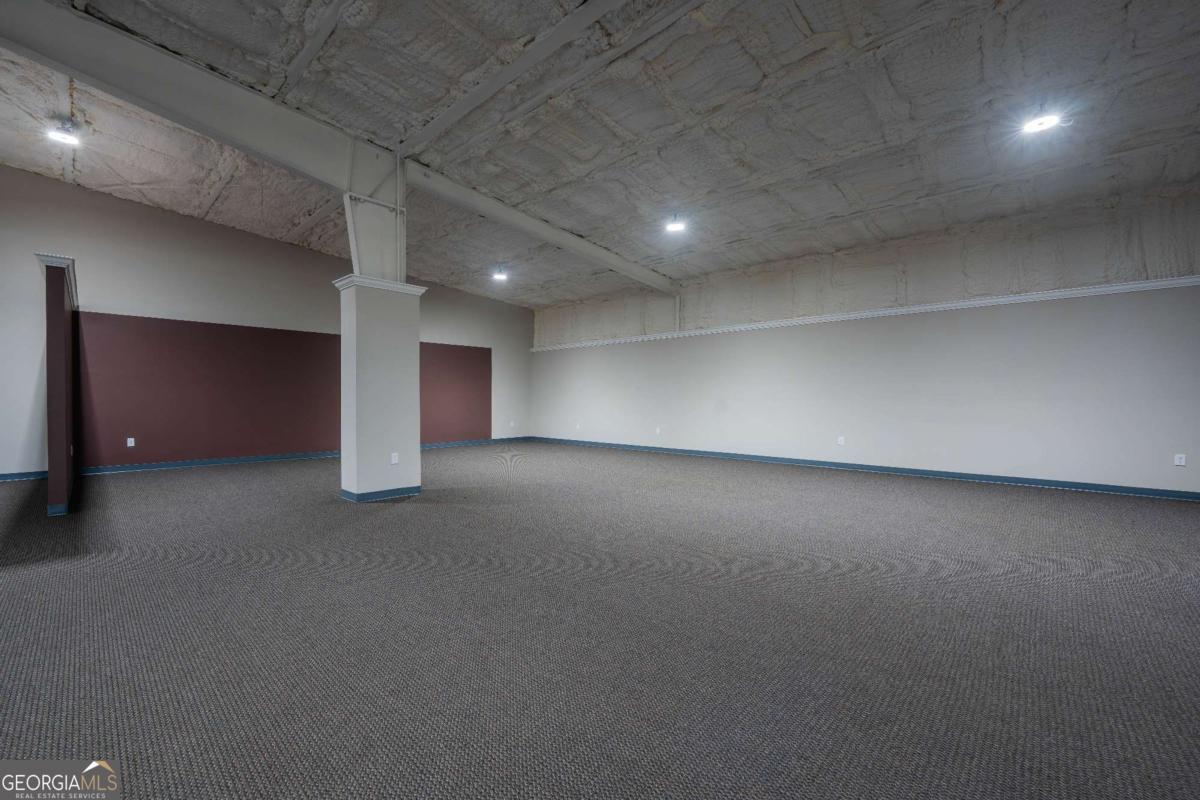1205 W Parker Street Property Photo 10