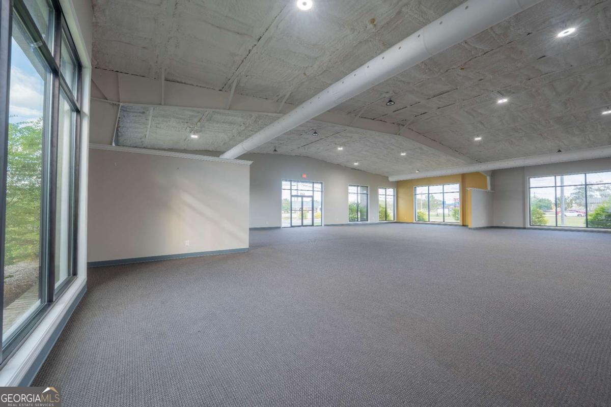 1205 W Parker Street Property Photo 17