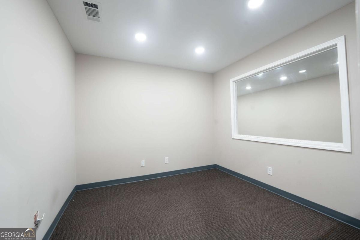 1205 W Parker Street Property Photo 19