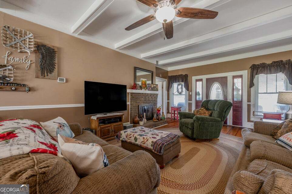 69 Myers Avenue Property Photo 11