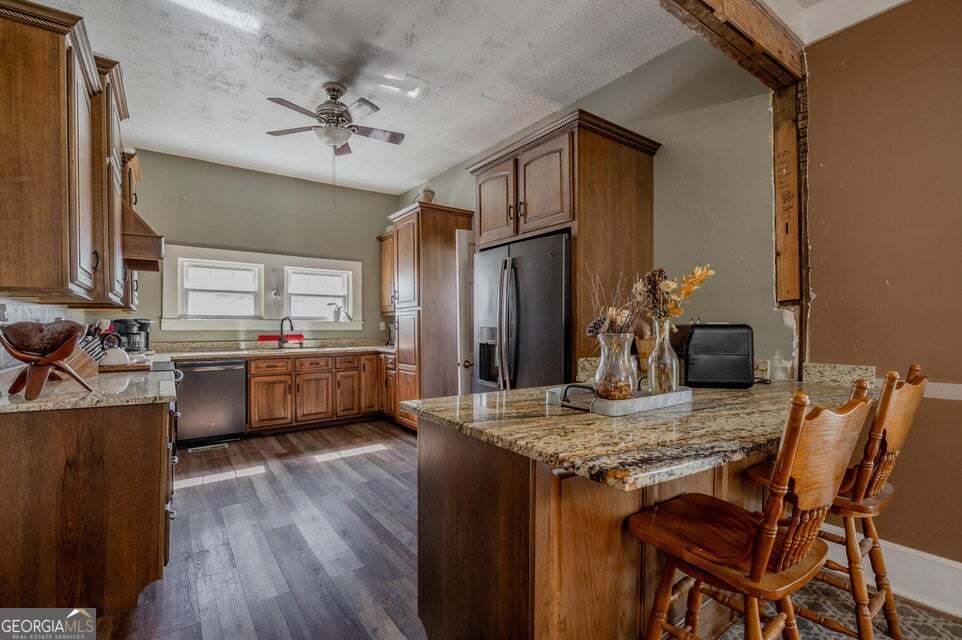 69 Myers Avenue Property Photo 16