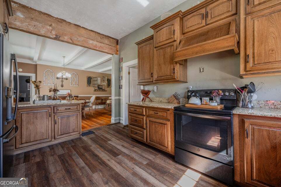 69 Myers Avenue Property Photo 19