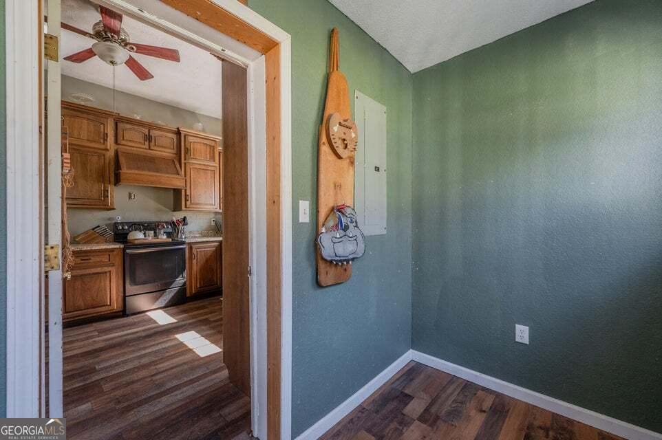 69 Myers Avenue Property Photo 35