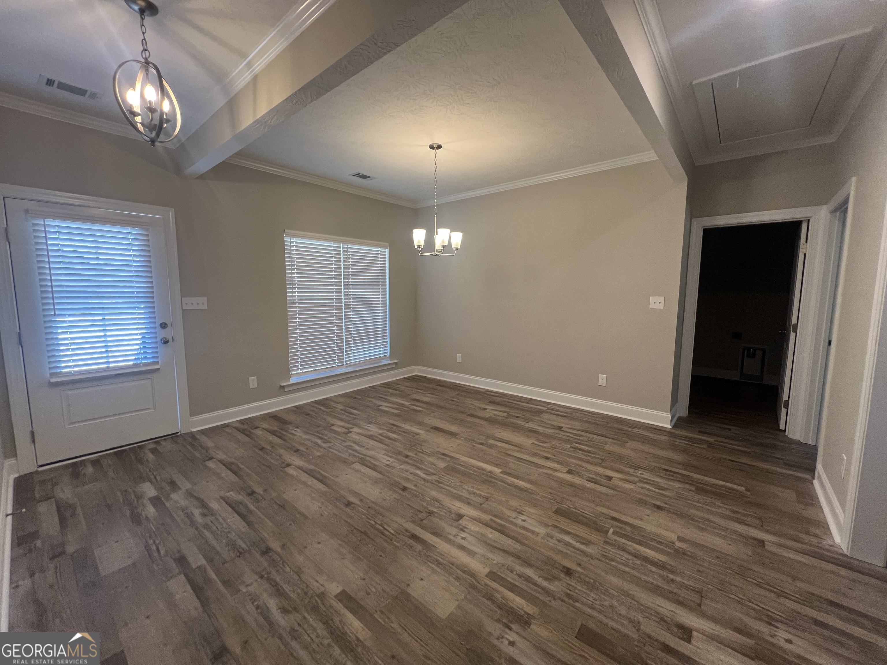 1076 Boneville Road Property Photo 2