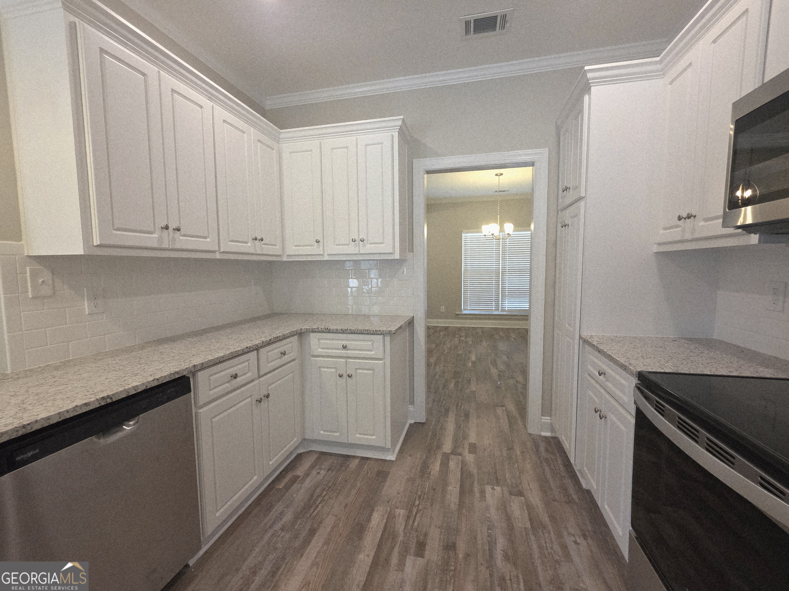 1076 Boneville Road Property Photo 7