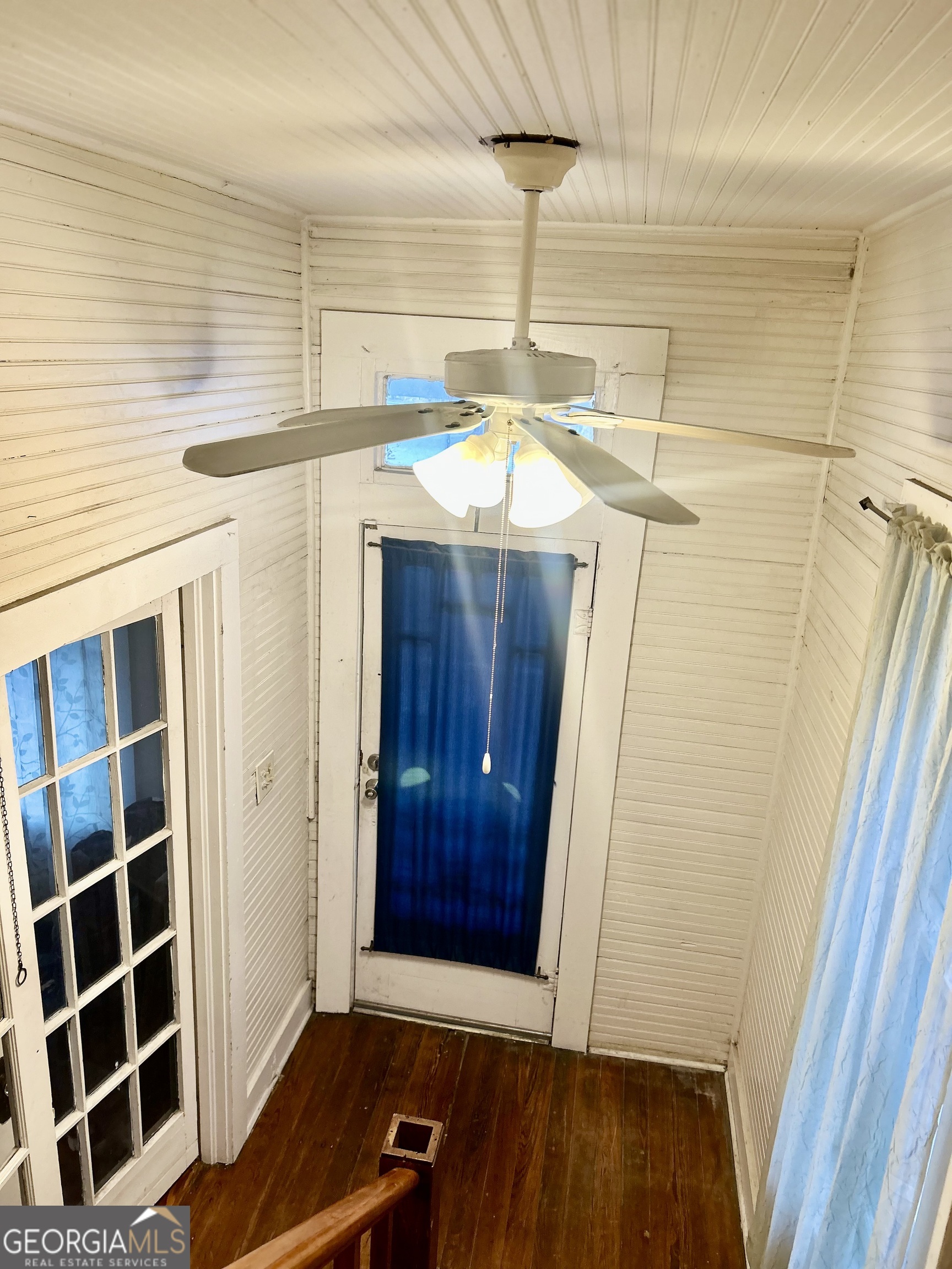 2123 Ellis Street Property Photo 5
