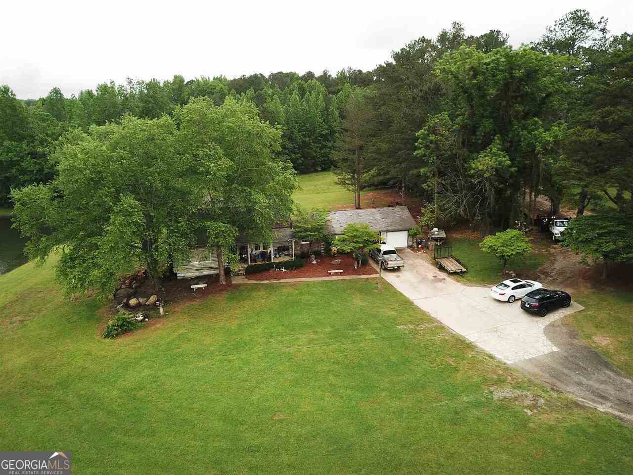 7275 Bishop Road Property Photo 1