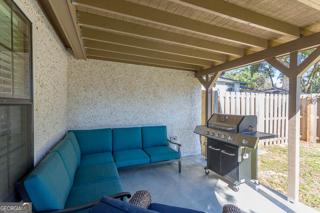 214 Island Drive Property Photo 10