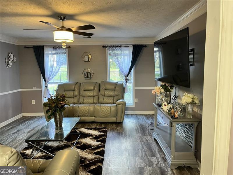 800 Sinclair Way Property Photo 6