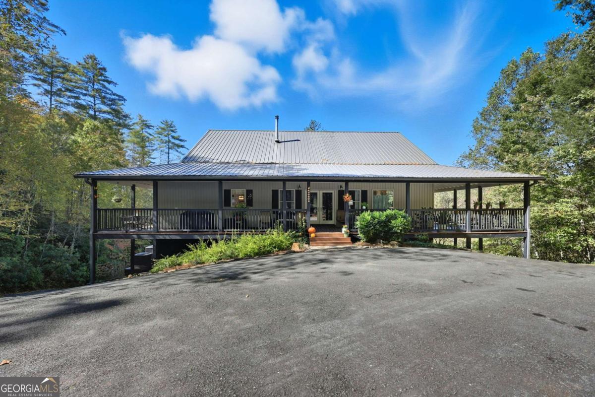 136 Ross Road Property Photo 4