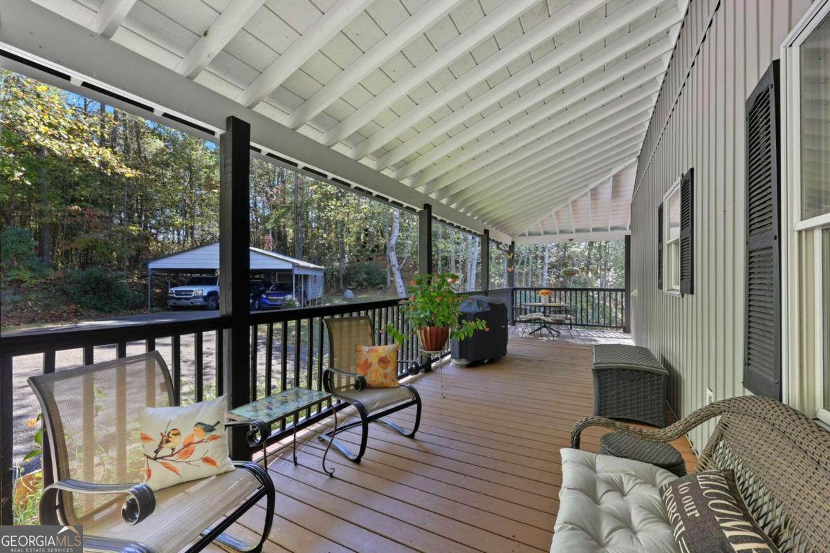 136 Ross Road Property Photo 28