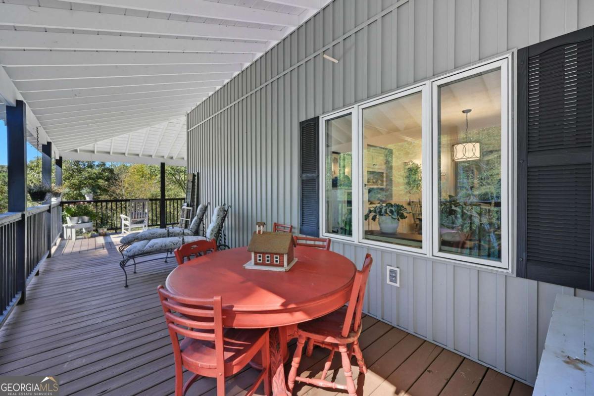 136 Ross Road Property Photo 29