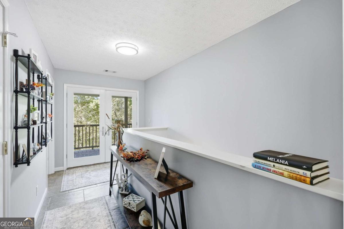 136 Ross Road Property Photo 34