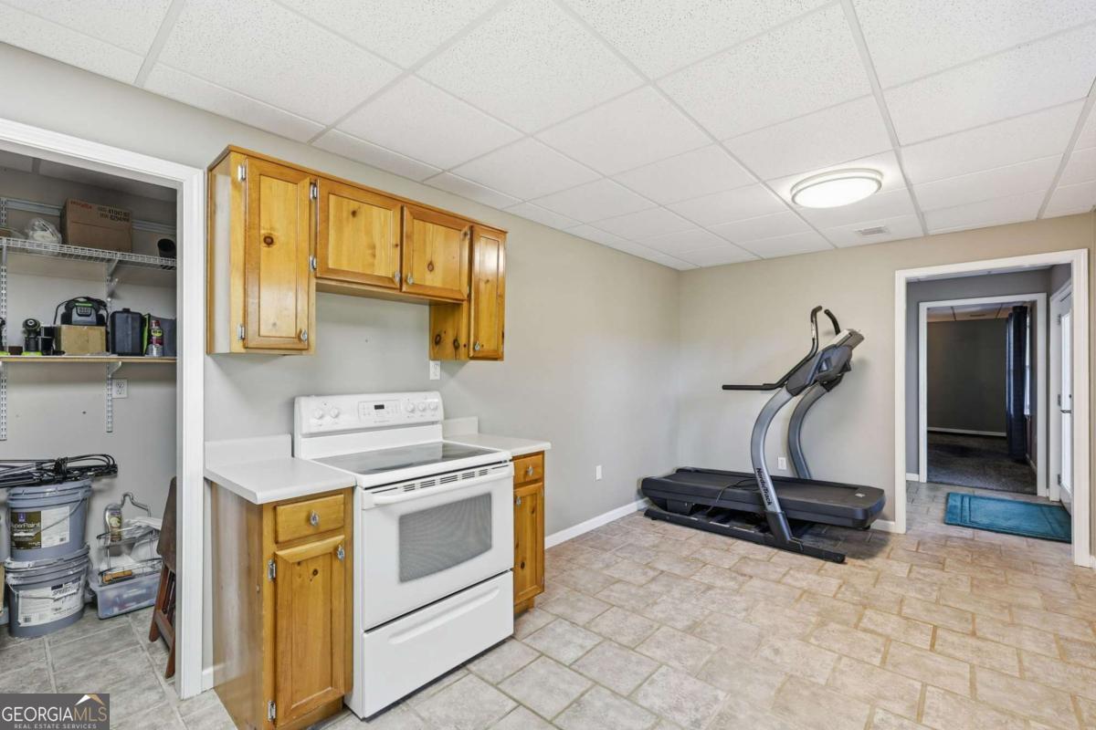 136 Ross Road Property Photo 36