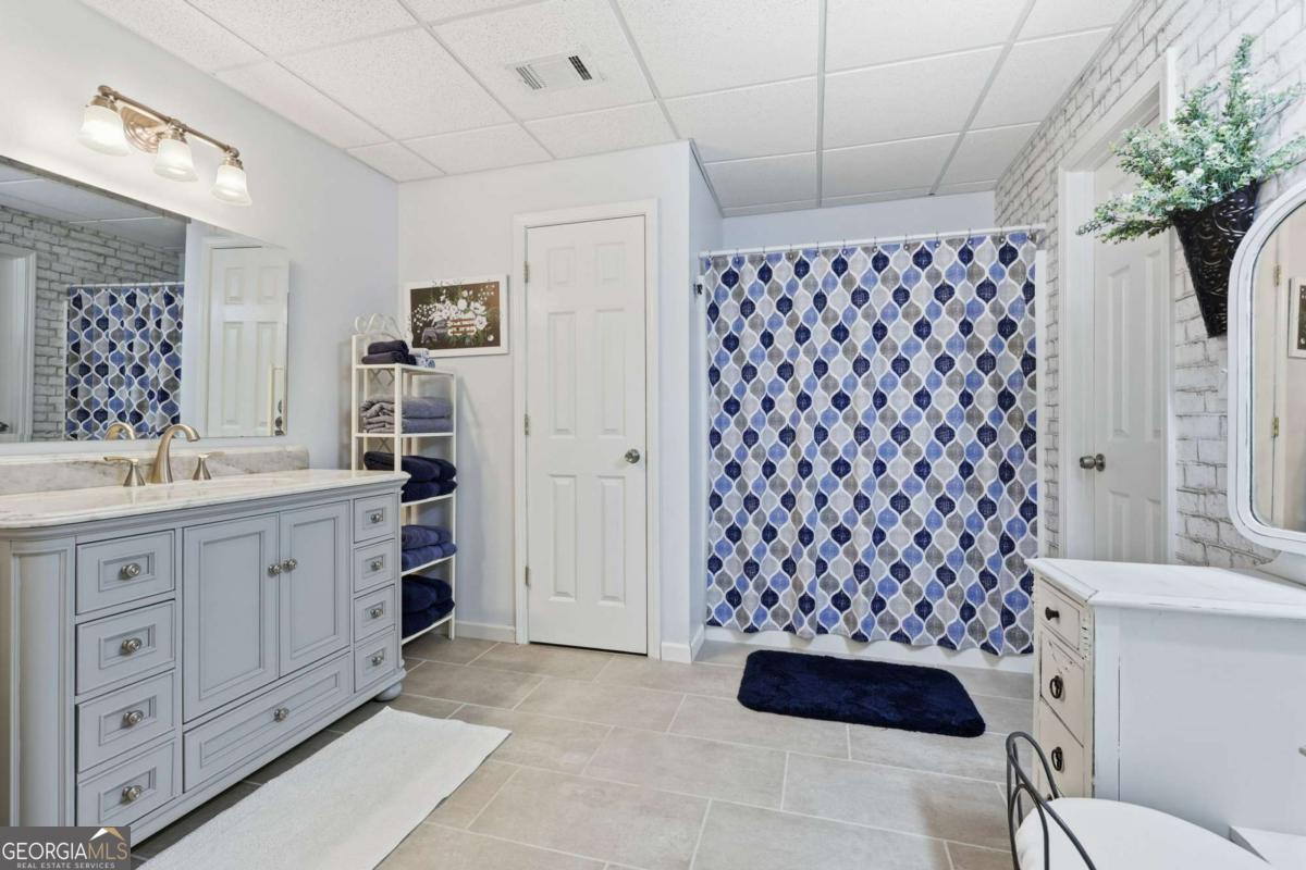136 Ross Road Property Photo 41