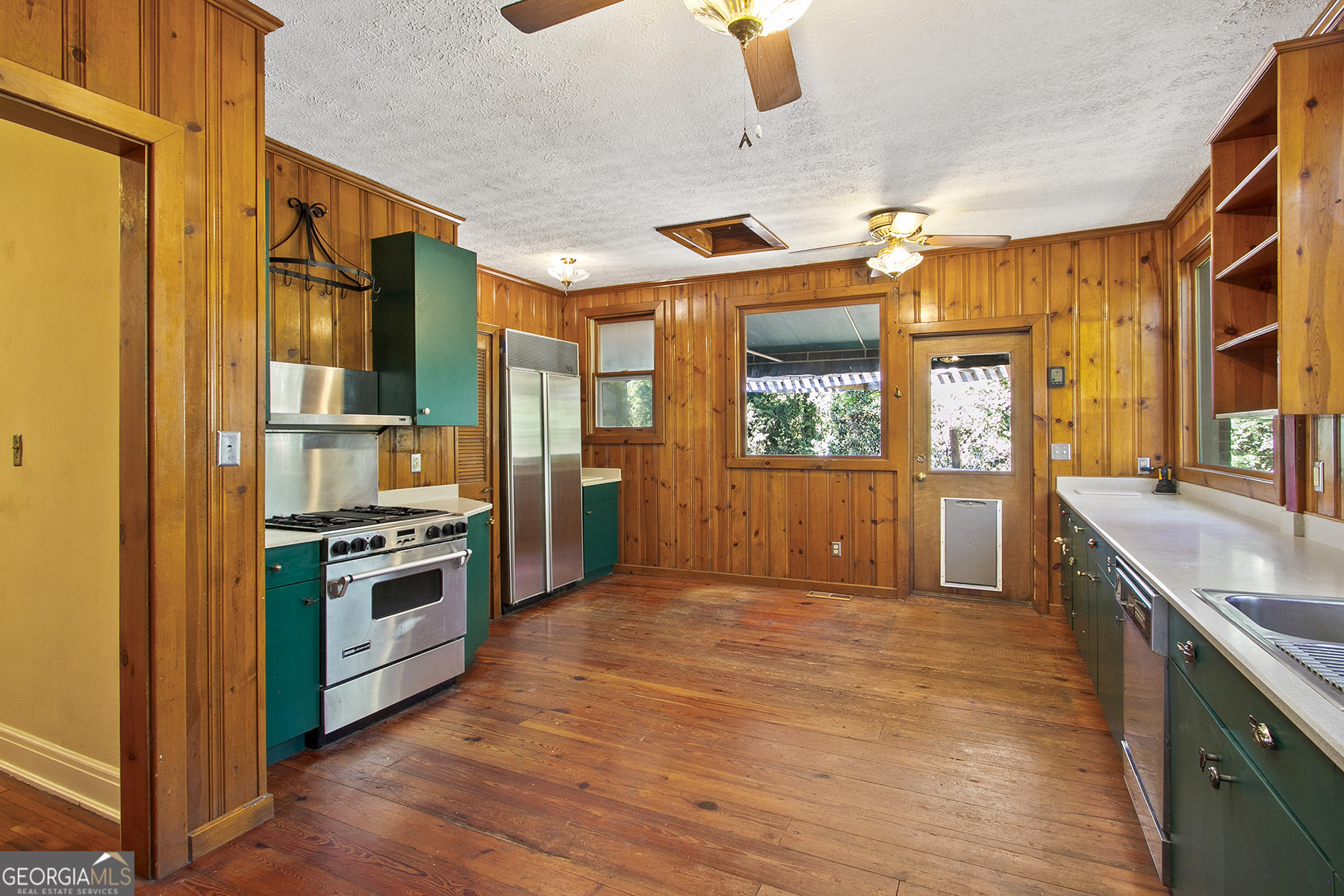 940 Curry Drive Property Photo 14