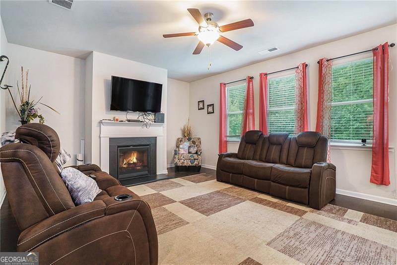 7255 Gladstone Circle Property Photo 8