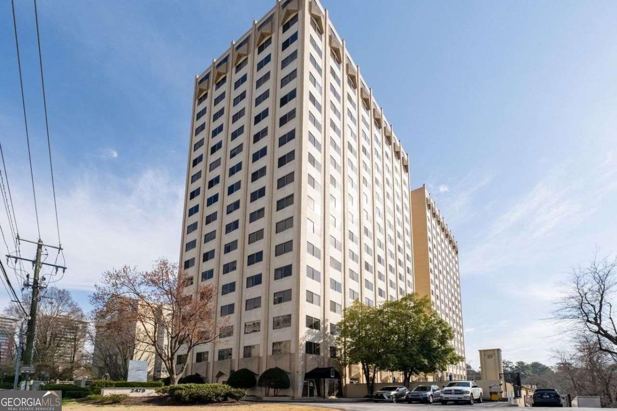 2479 Peachtree Road Ne # 912 Property Photo 2