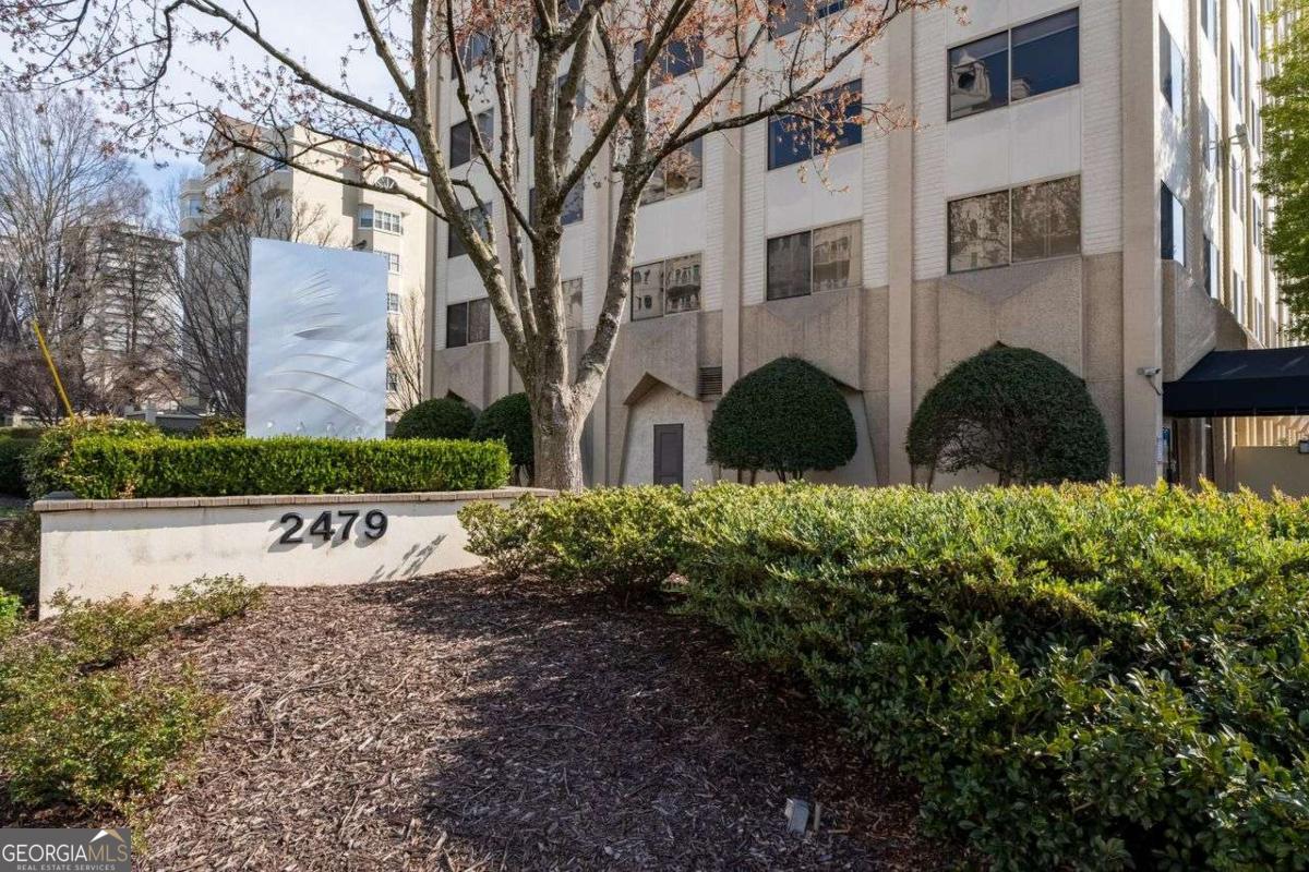 2479 Peachtree Road Ne # 912 Property Photo 3