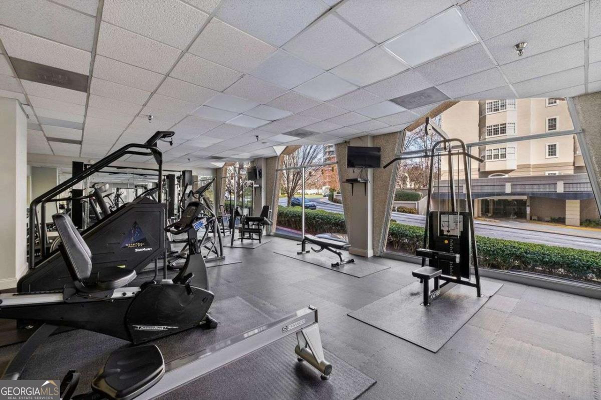 2479 Peachtree Road Ne # 912 Property Photo 26