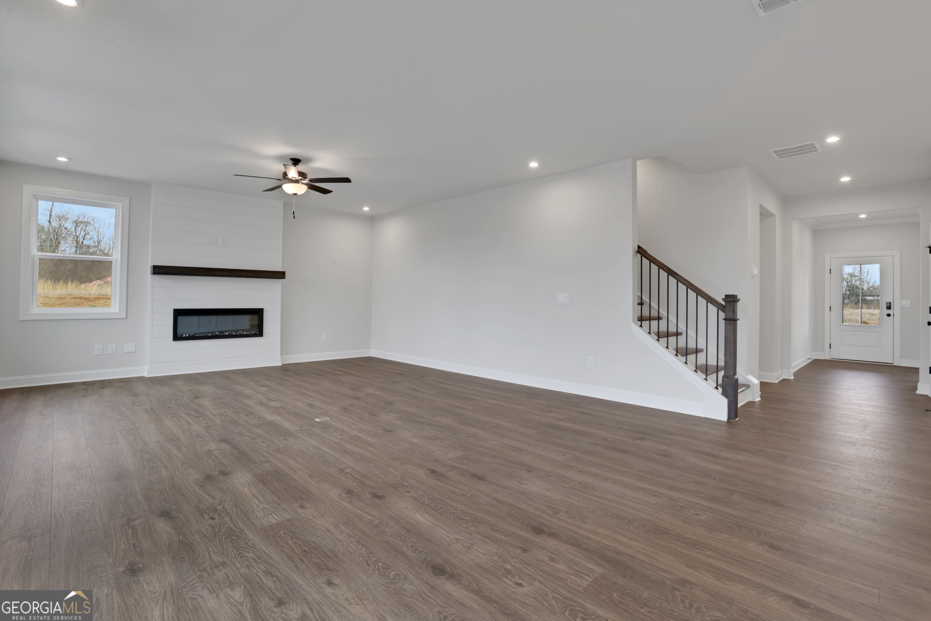 5940 Violet Lane Property Photo 11