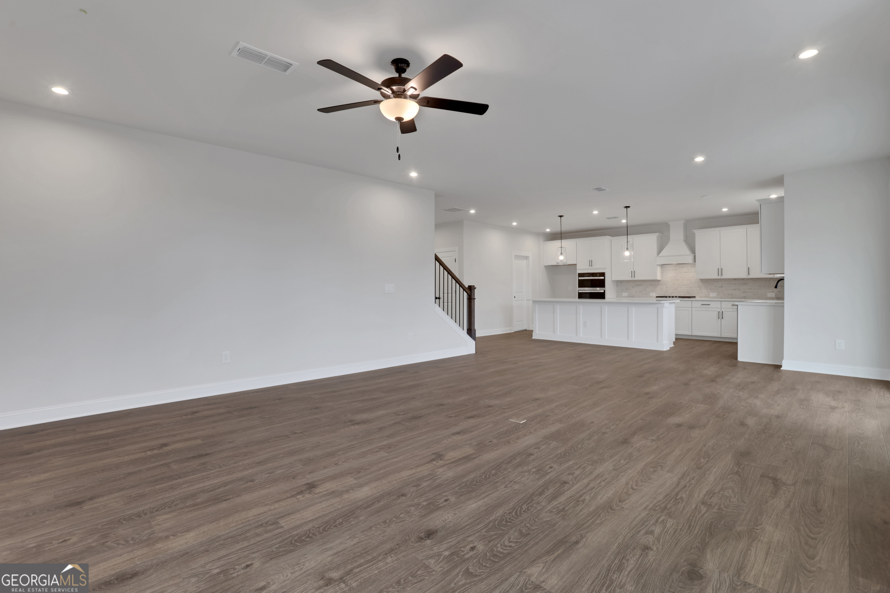 5940 Violet Lane Property Photo 12