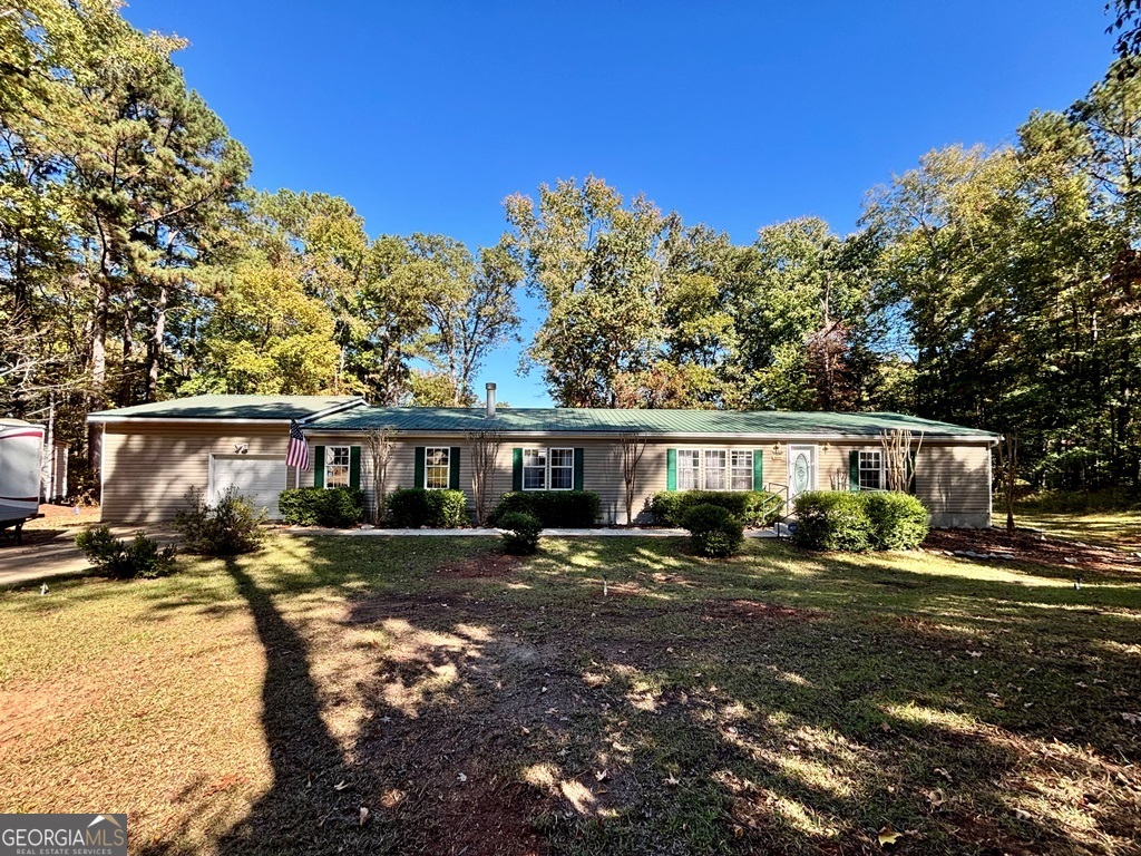 40 David Powell Road Property Photo 1