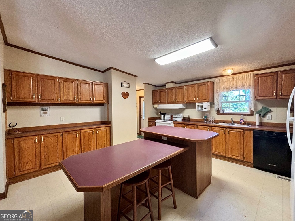 40 David Powell Road Property Photo 16