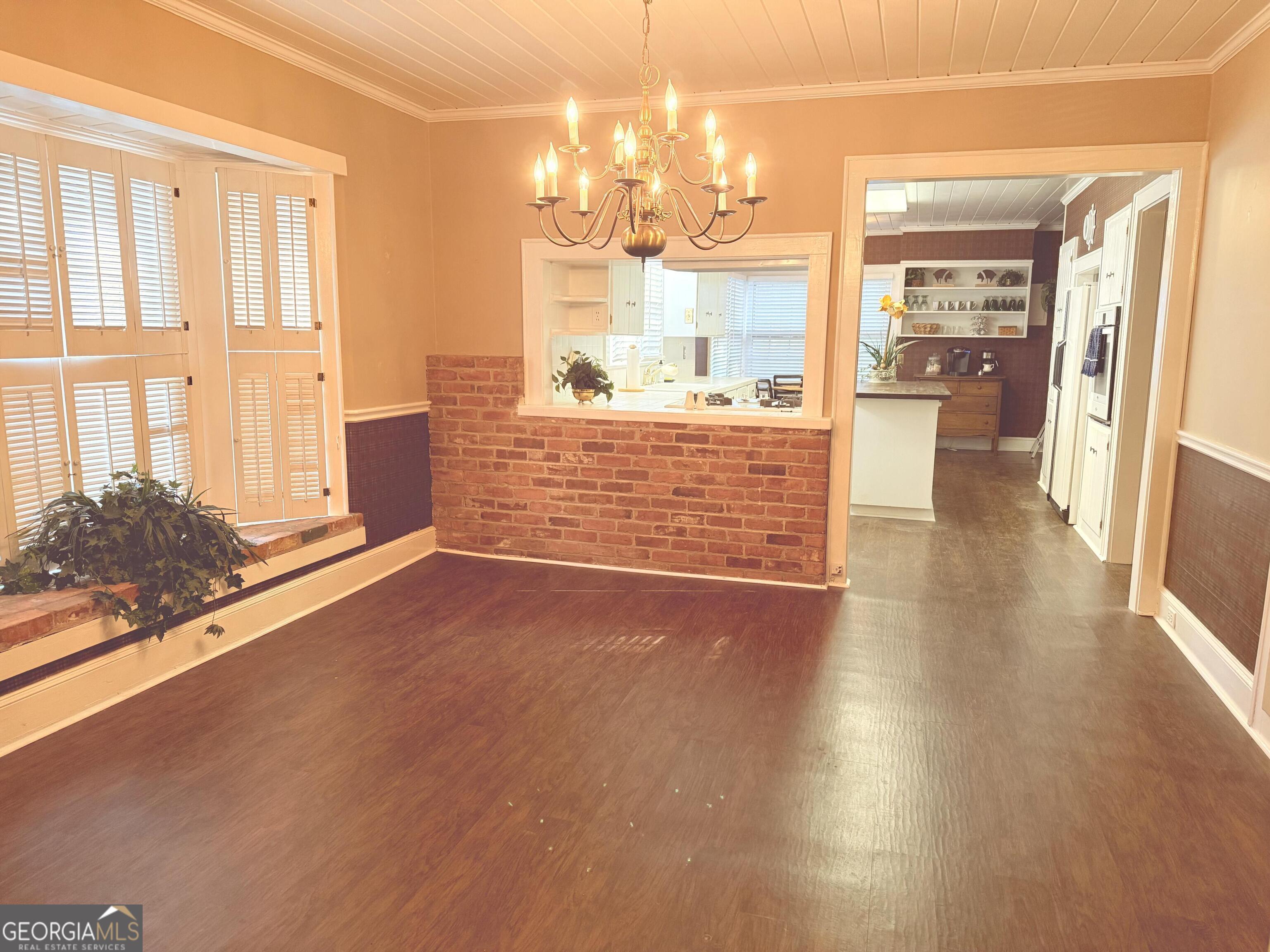 1309 S Dogwood Drive Property Photo 9
