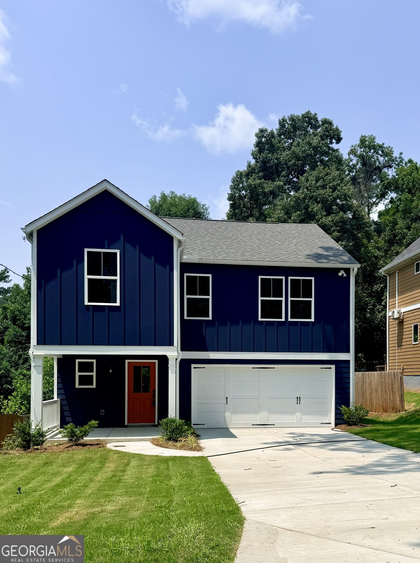 1100 Nw Wedgewood Drive Property Photo 1