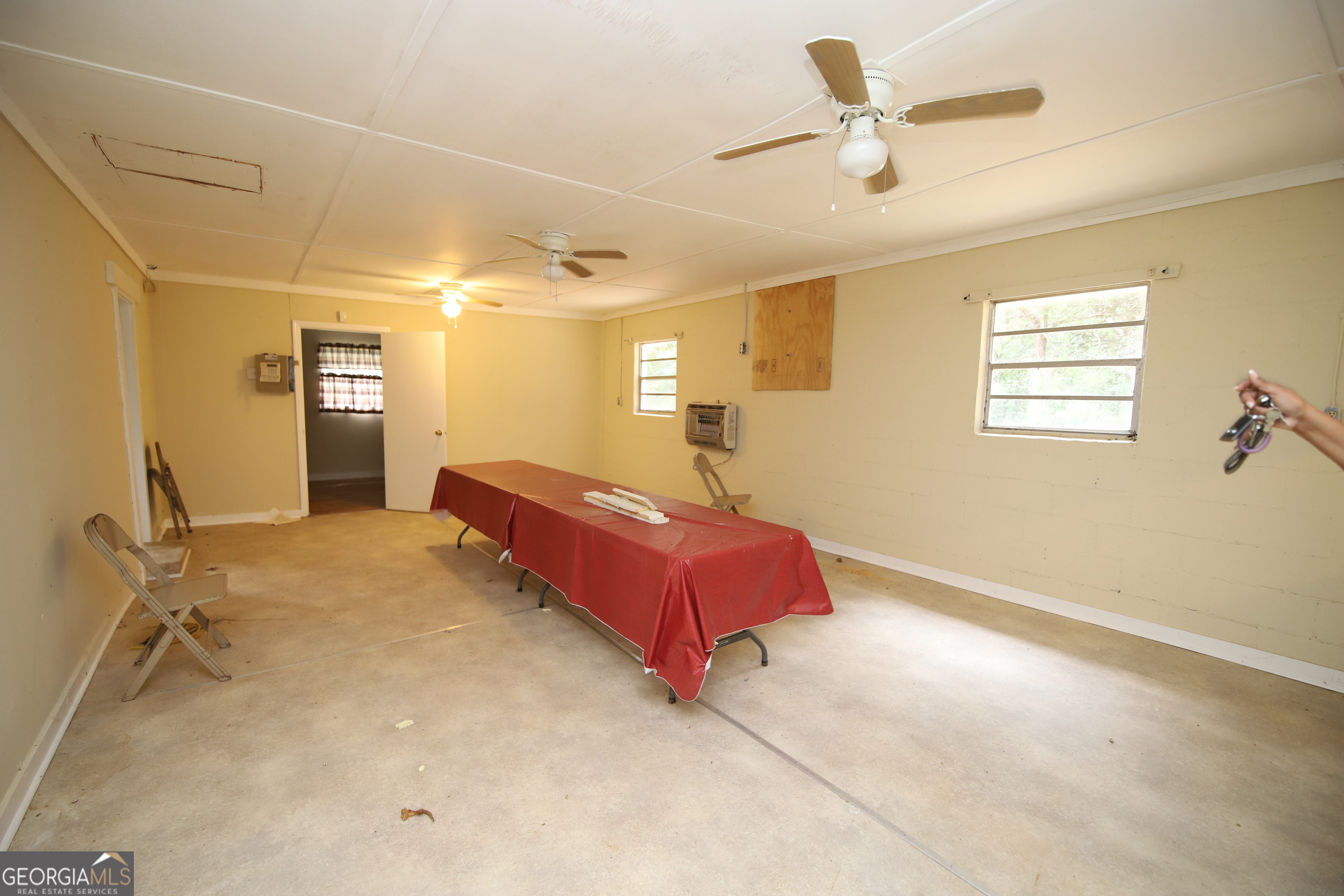 352 Old Hutchinson Mill Road Property Photo 7