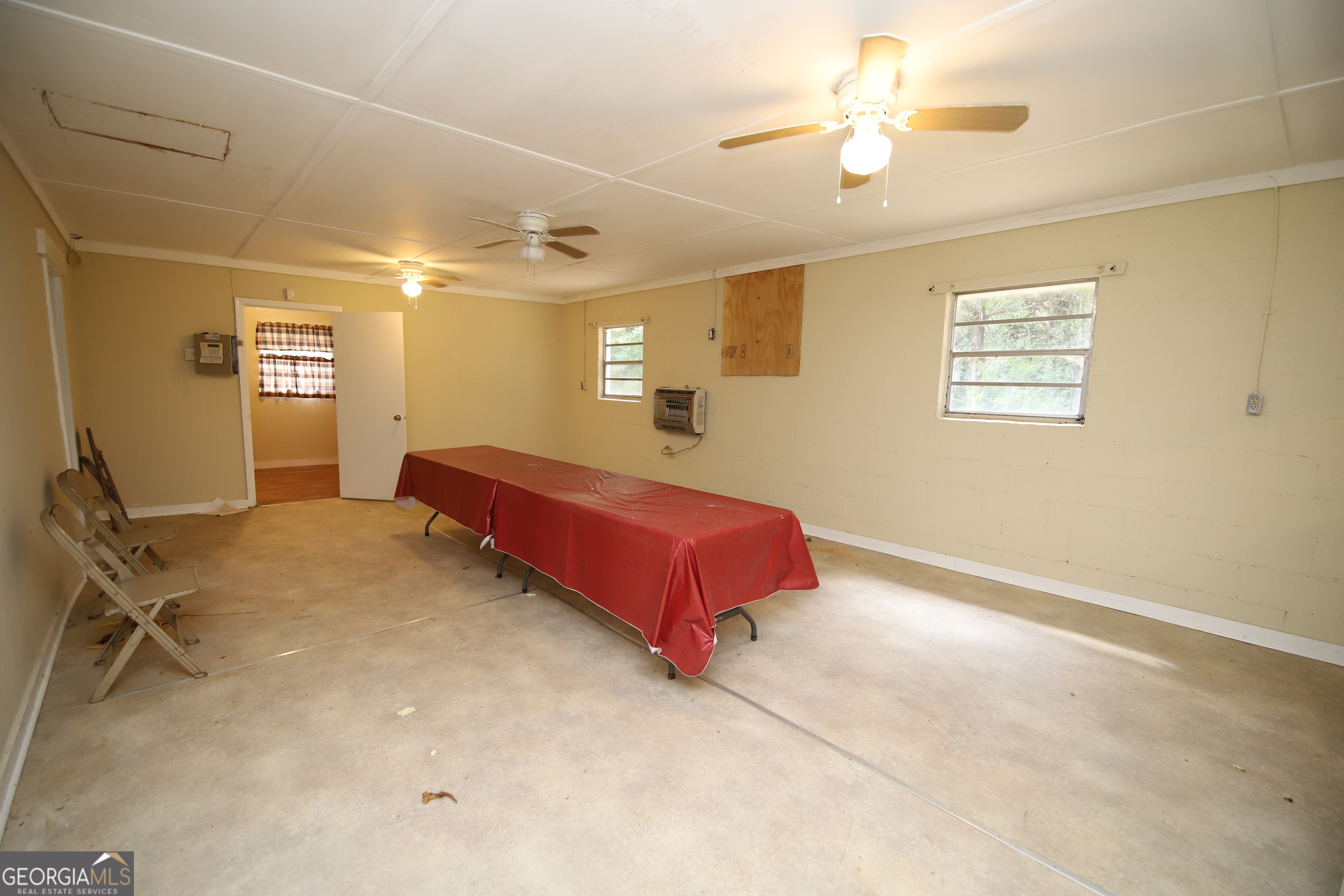 352 Old Hutchinson Mill Road Property Photo 10