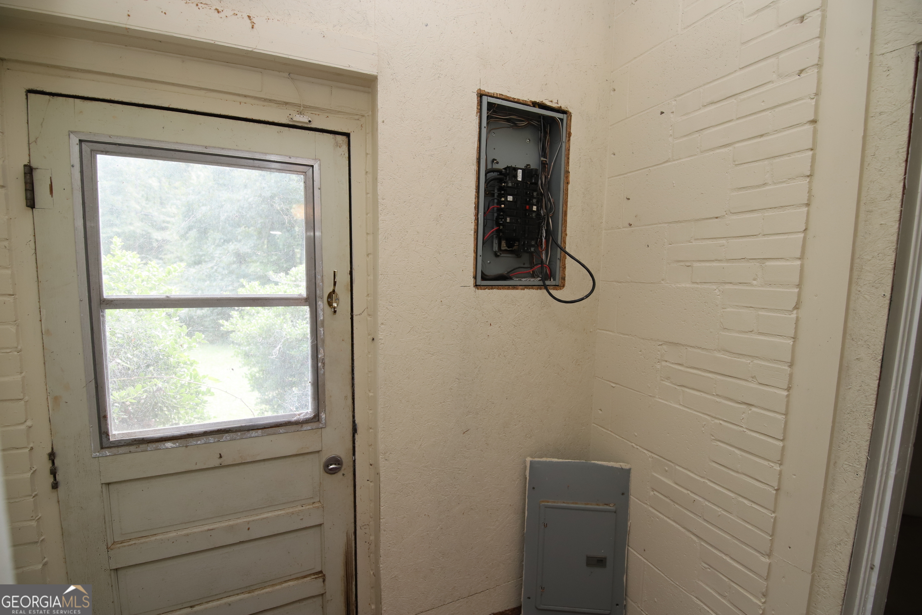 352 Old Hutchinson Mill Road Property Photo 15