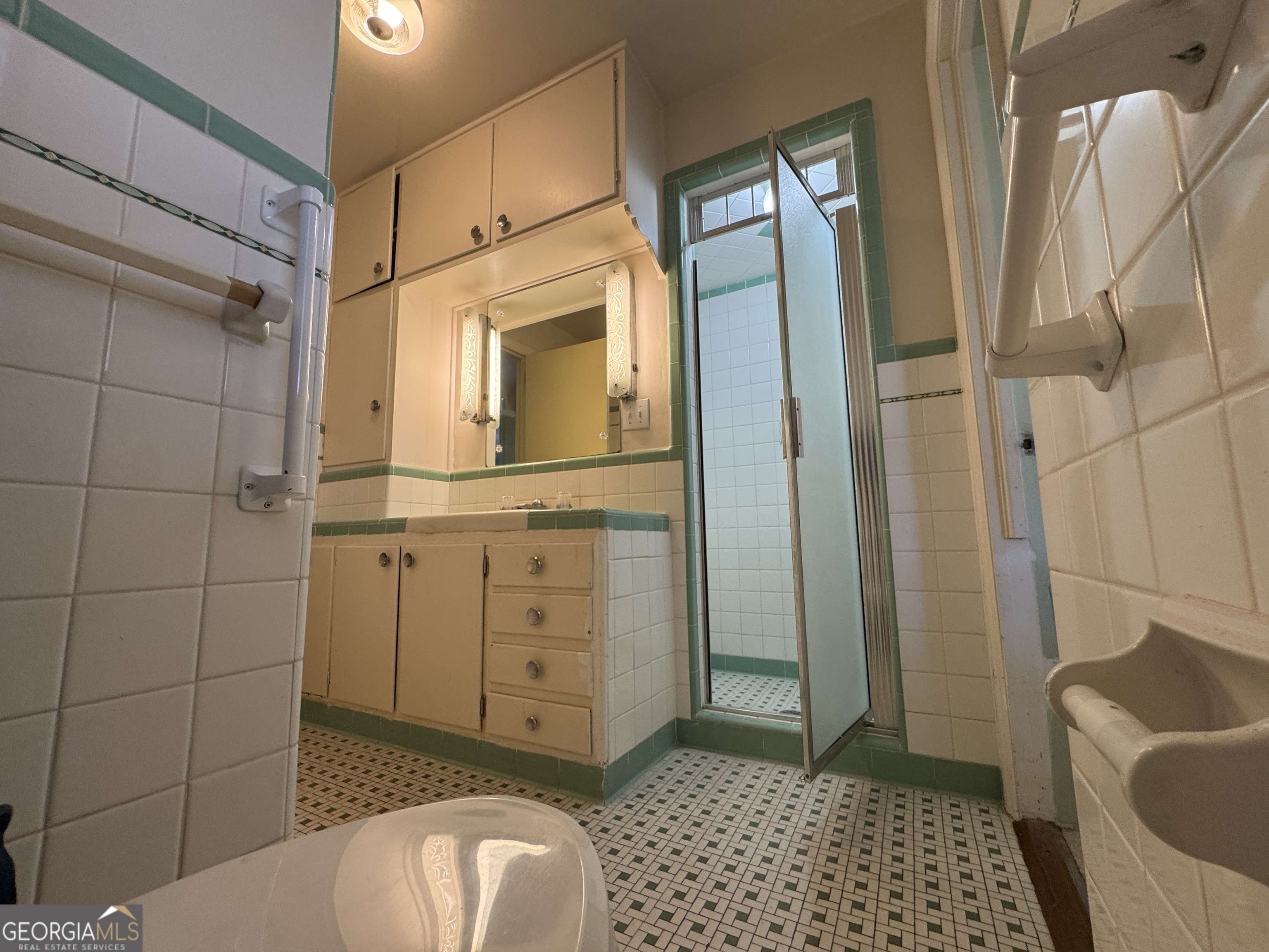 465 Cedar Street Property Photo 14