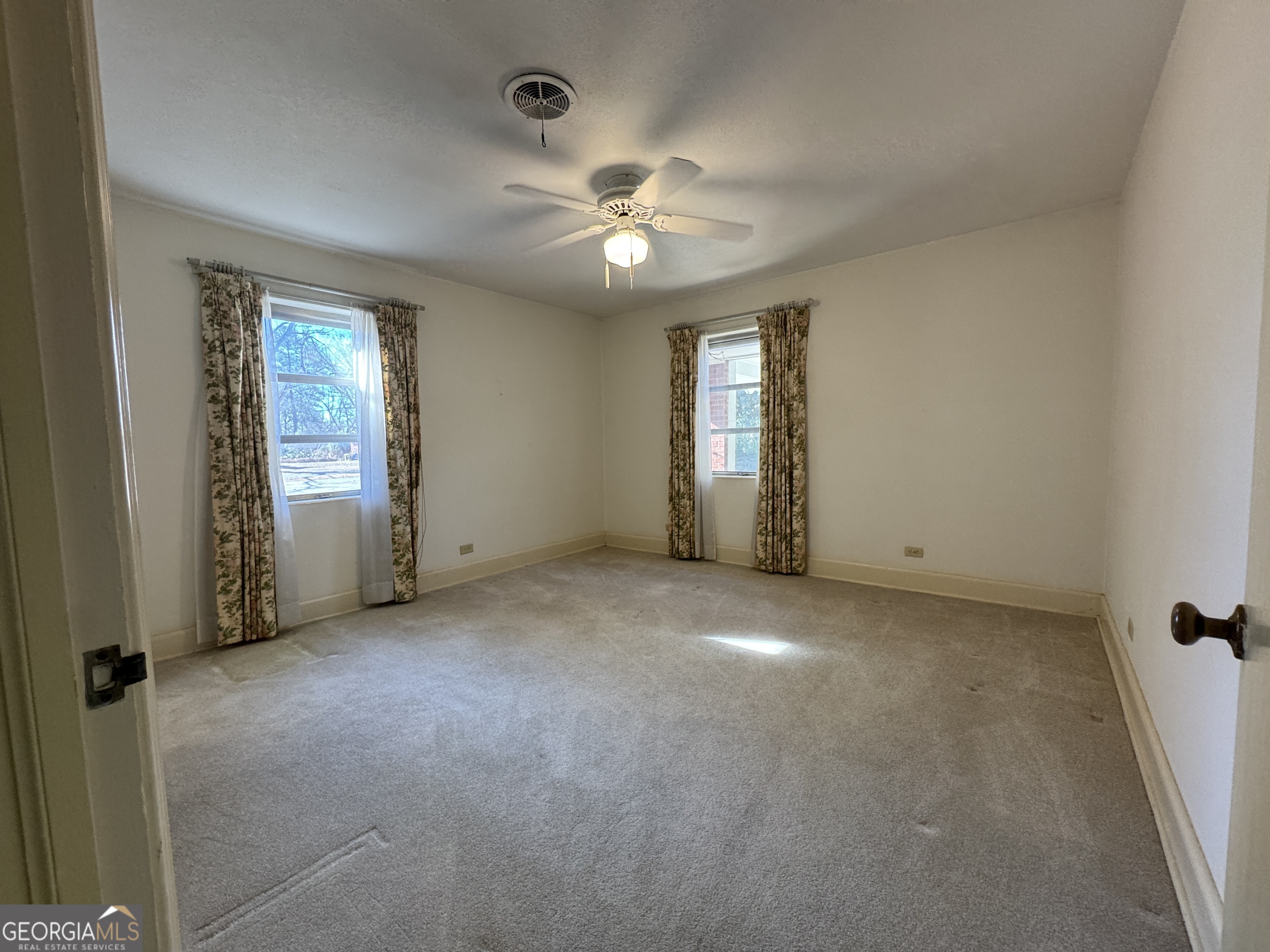 465 Cedar Street Property Photo 17