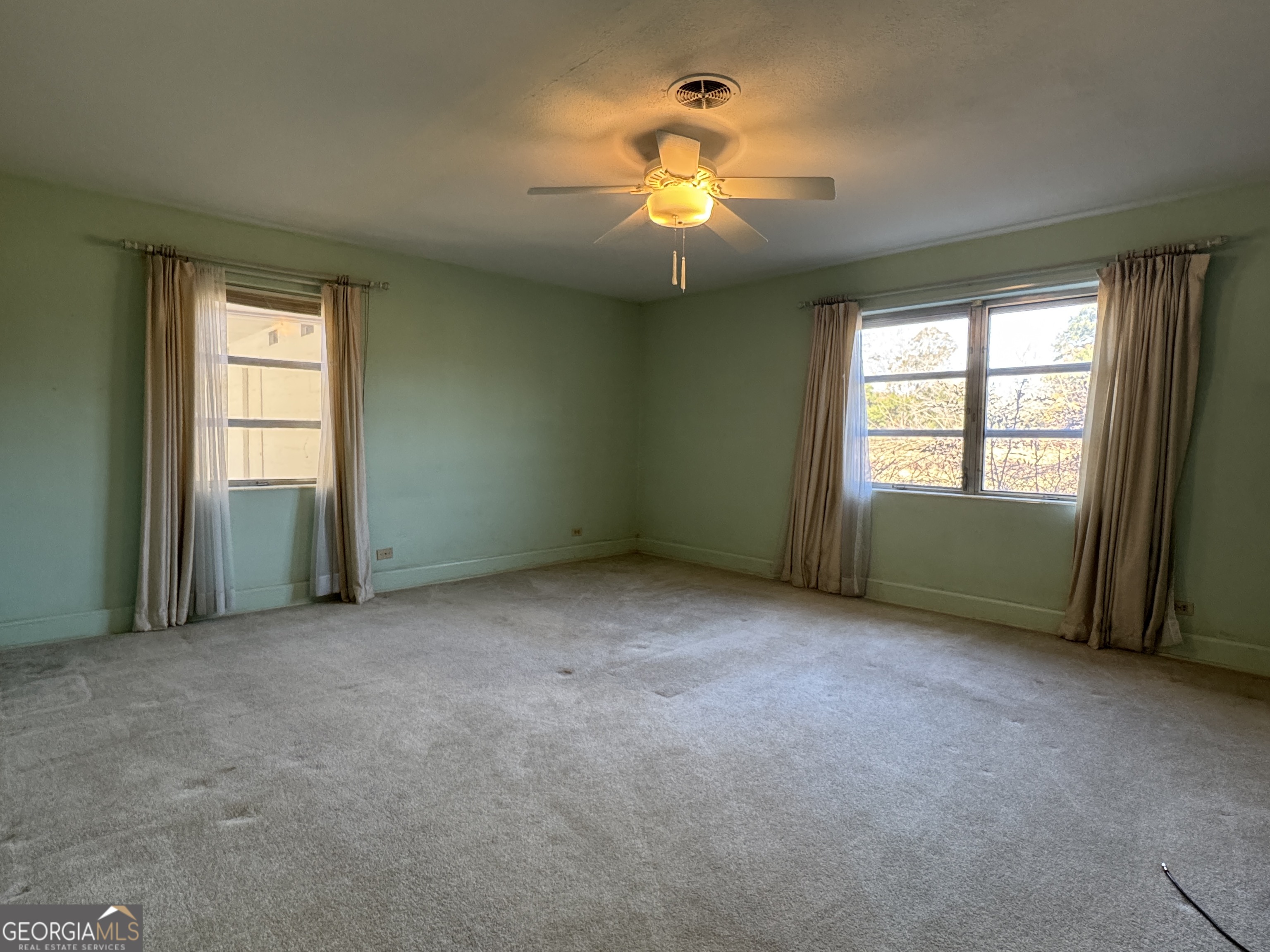 465 Cedar Street Property Photo 18