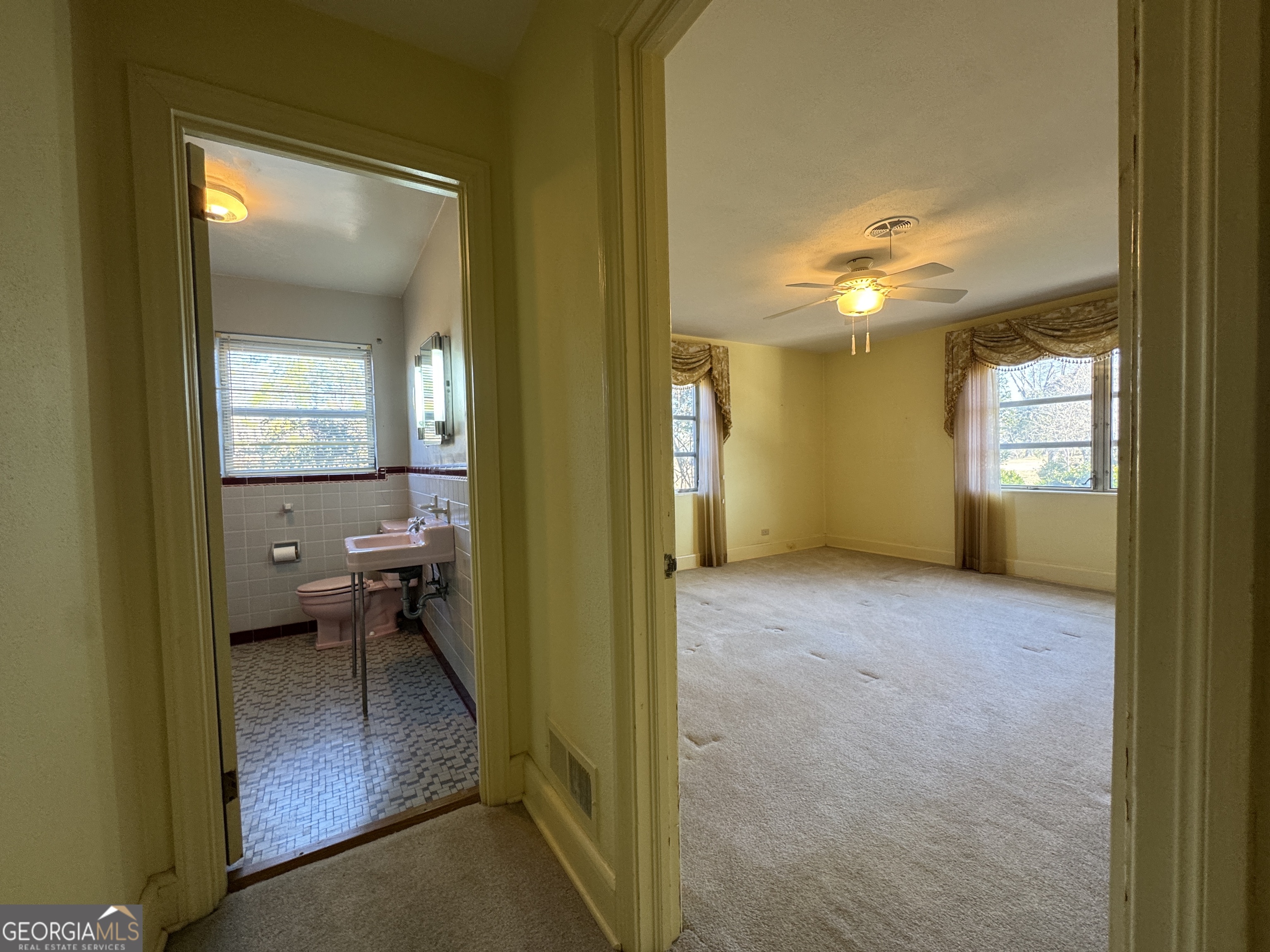 465 Cedar Street Property Photo 26