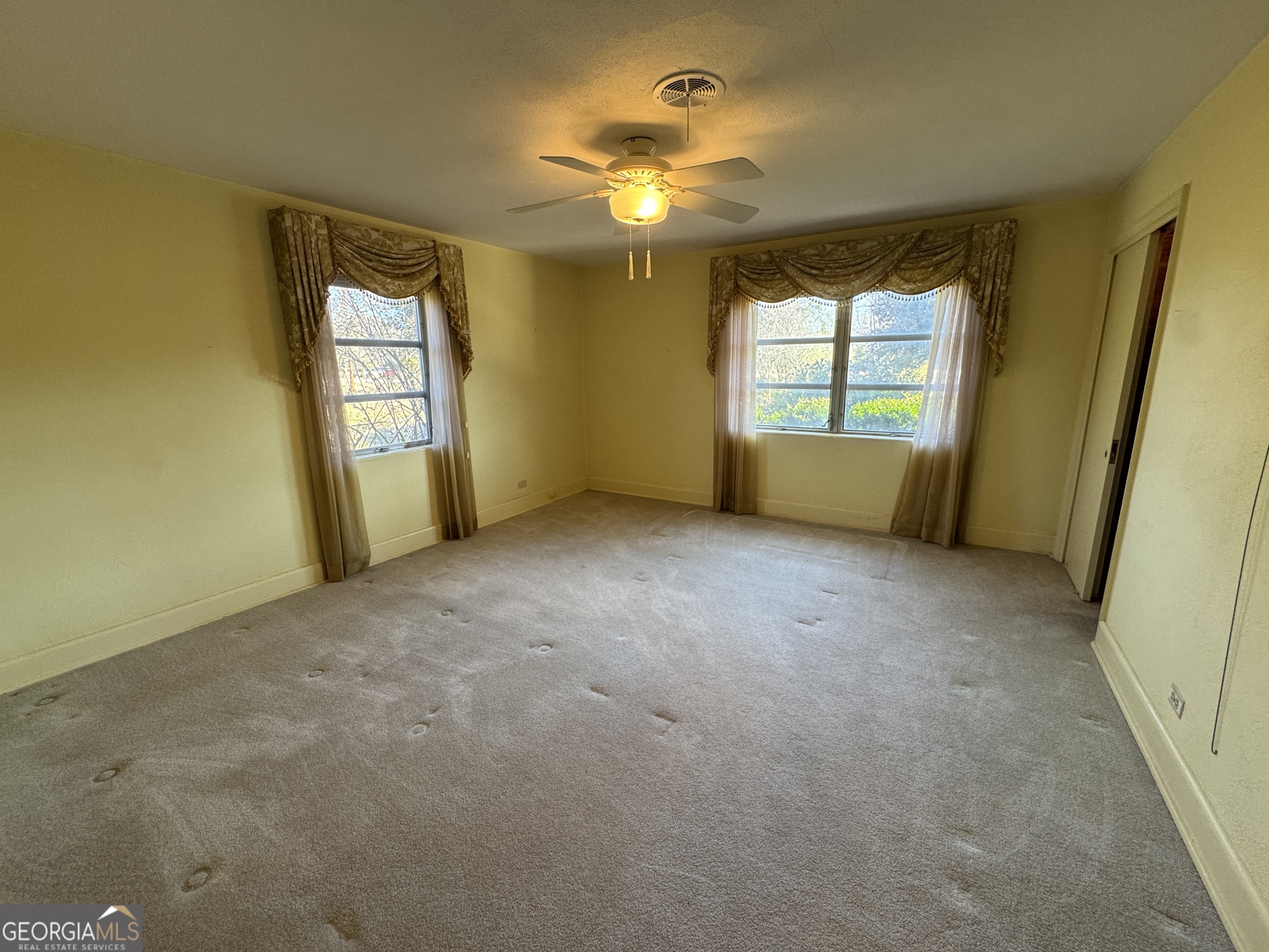 465 Cedar Street Property Photo 29