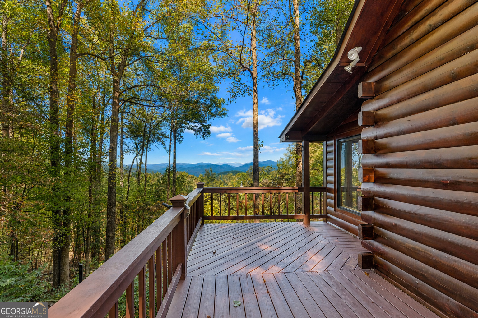 1225 Walnut Ridge Property Photo 4