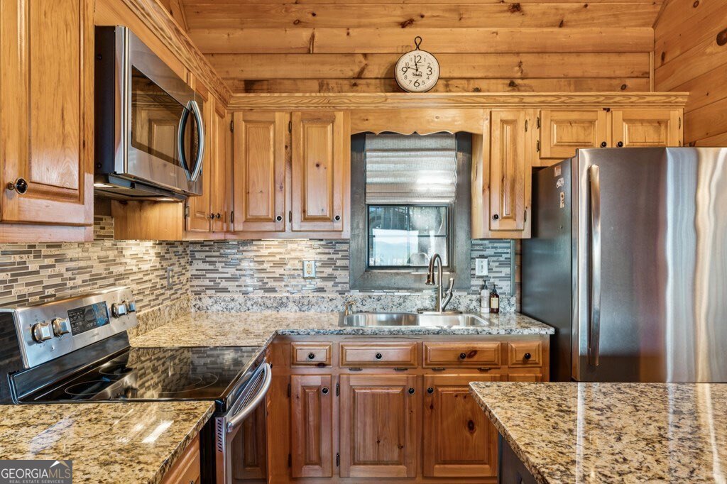 1225 Walnut Ridge Property Photo 15