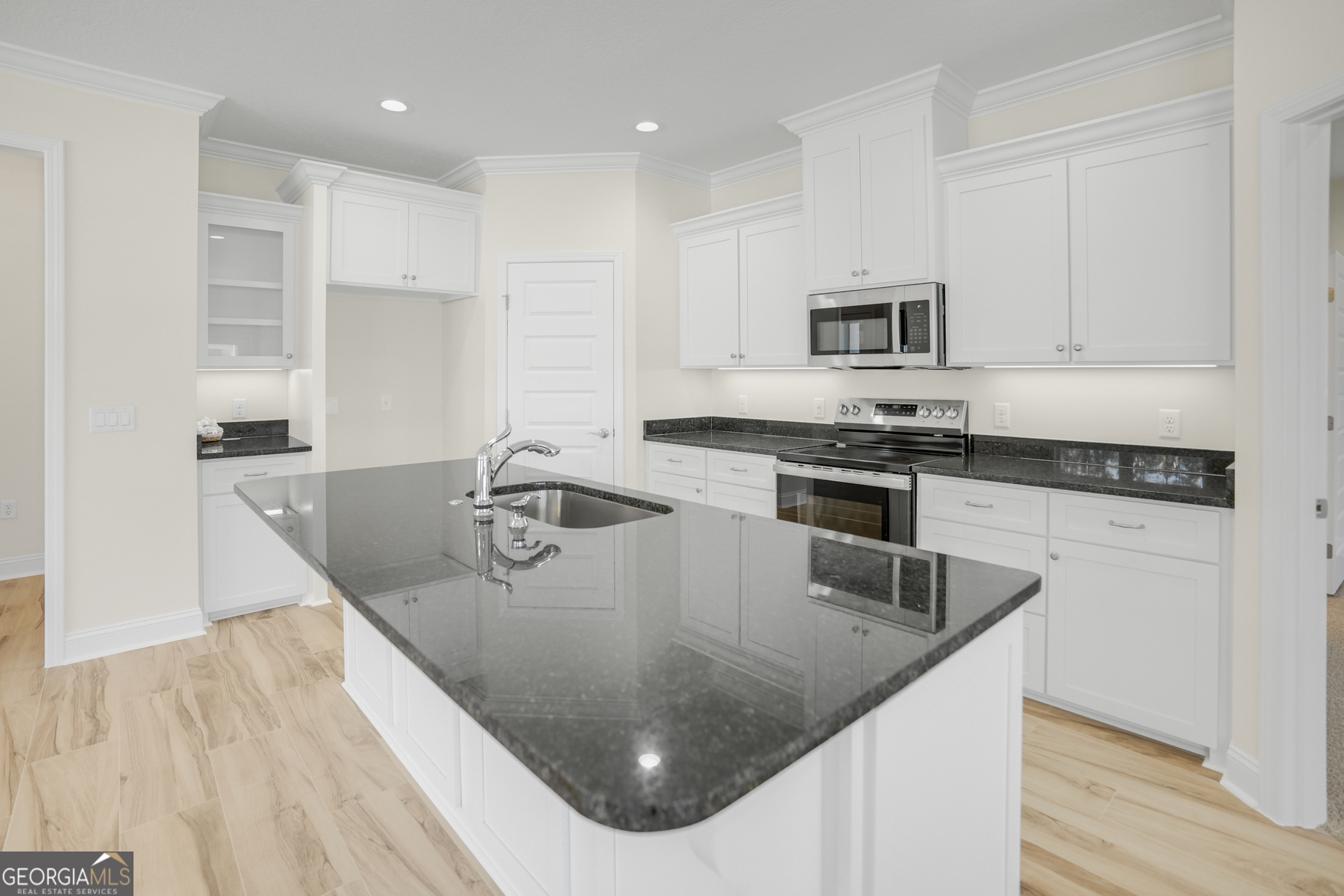 177 The Villas Way Property Photo 4