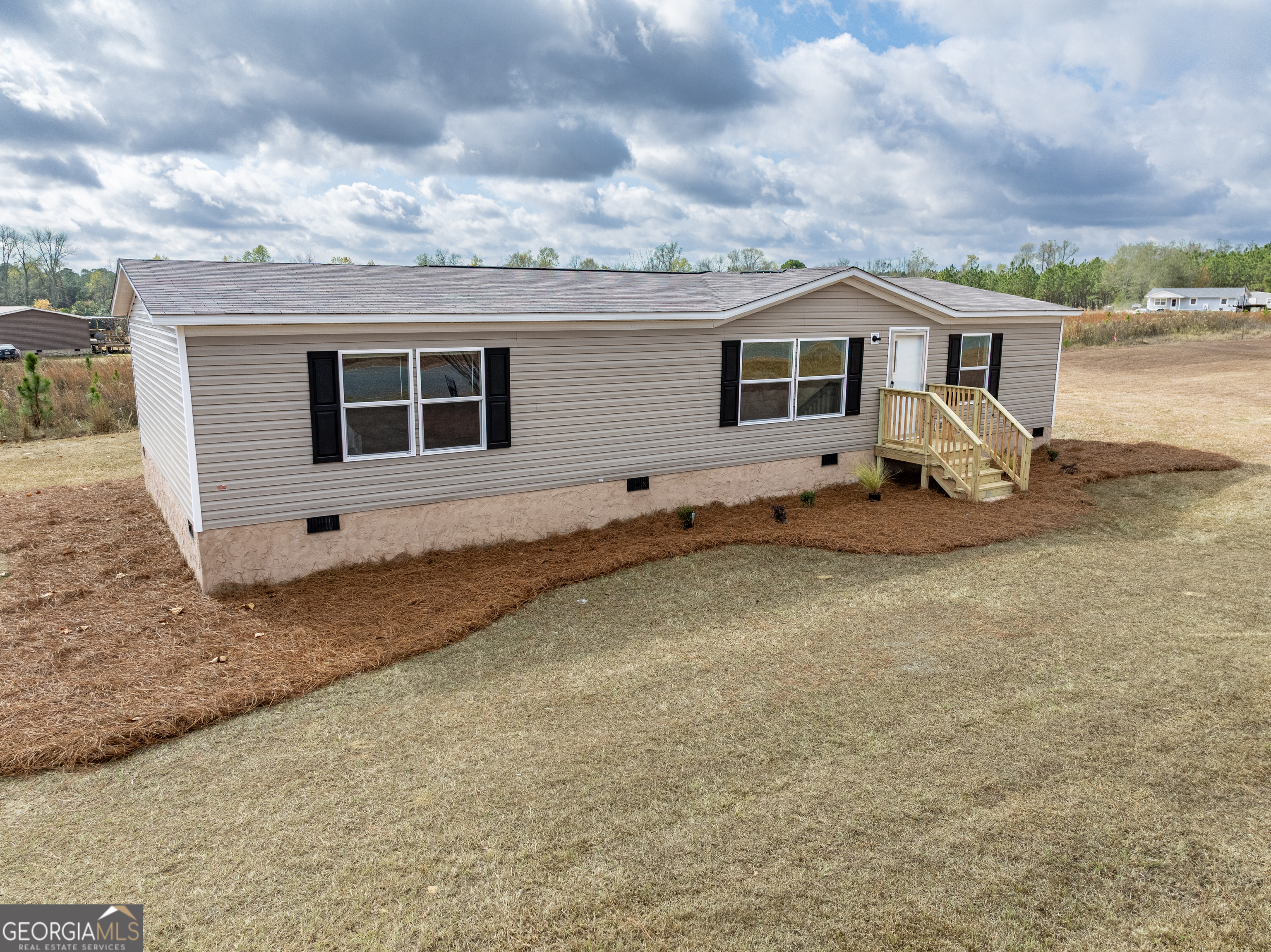 112 Courtney Circle Property Photo 1