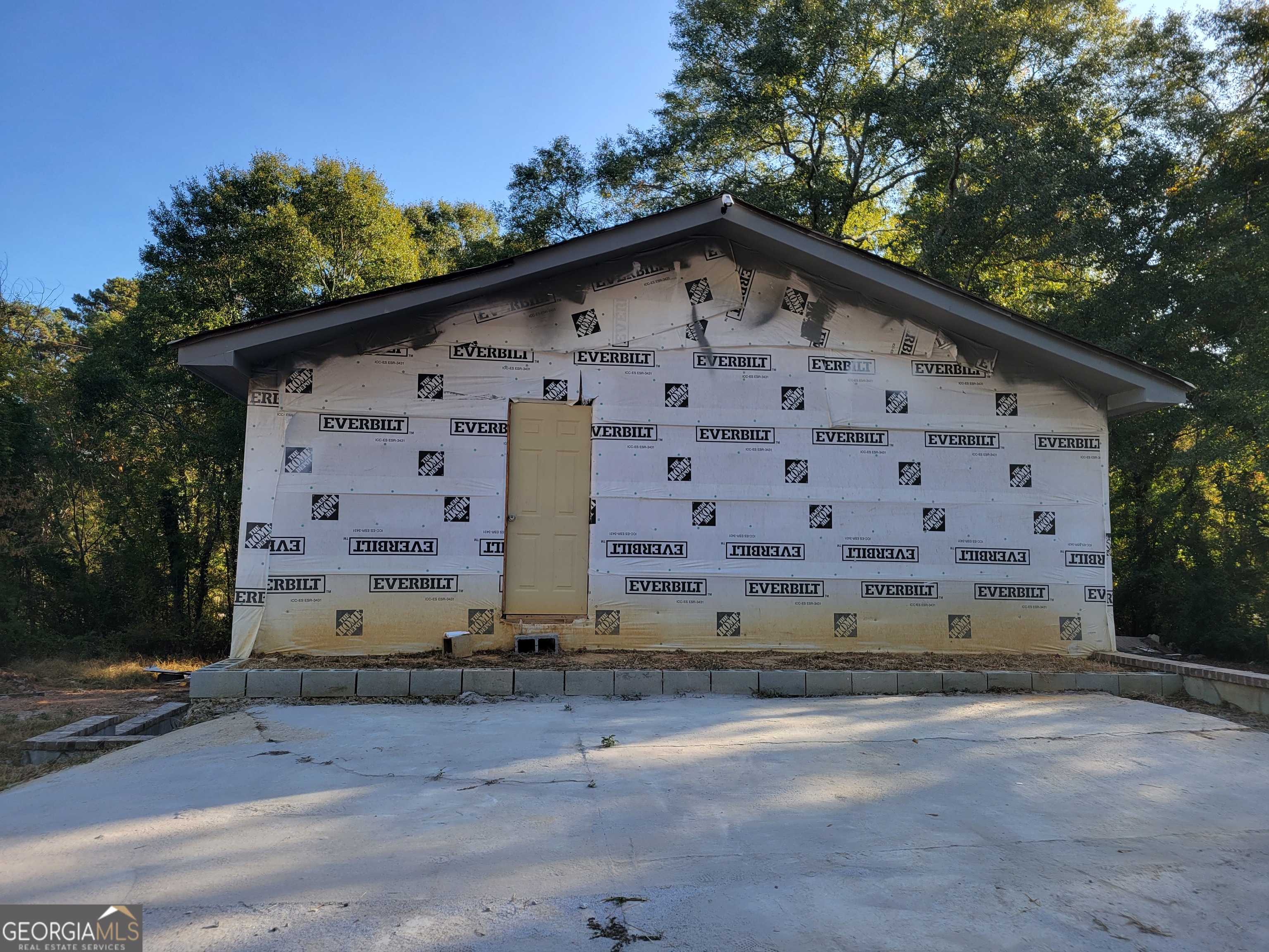 5372 Bryant Boulevard Property Photo 2