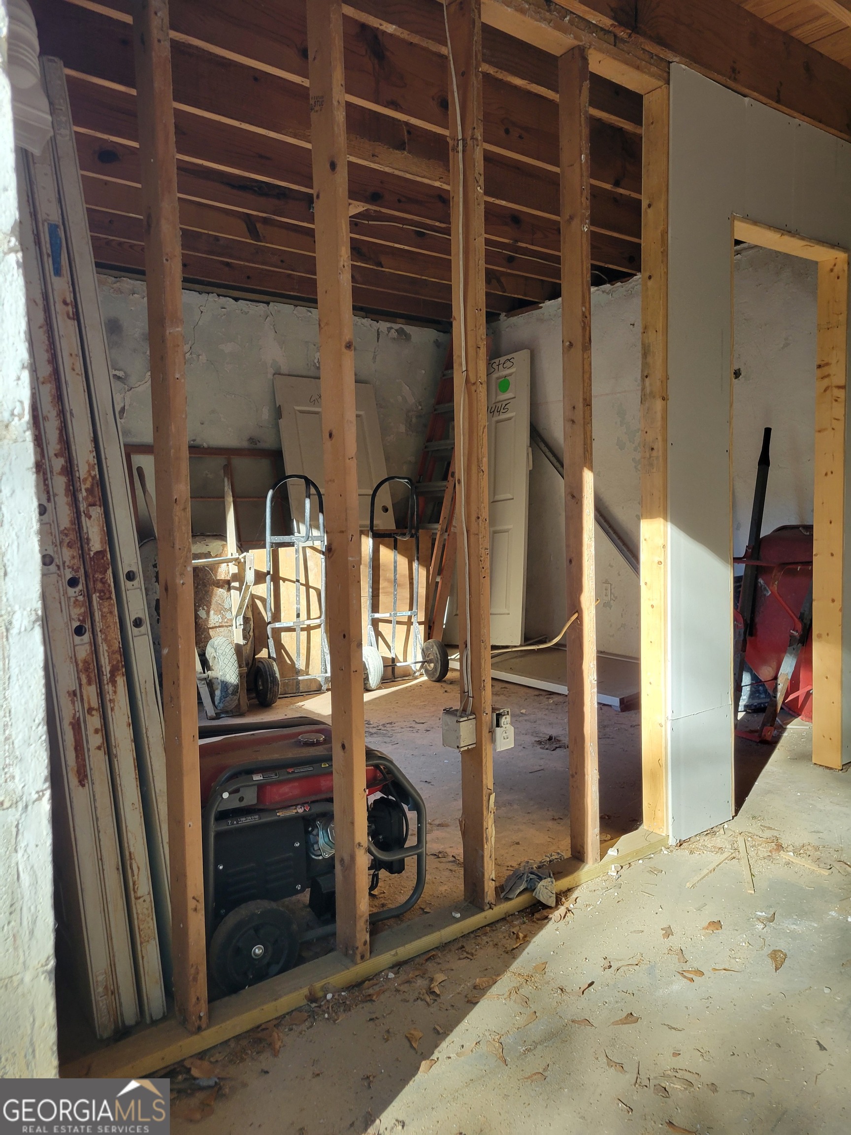 5372 Bryant Boulevard Property Photo 16
