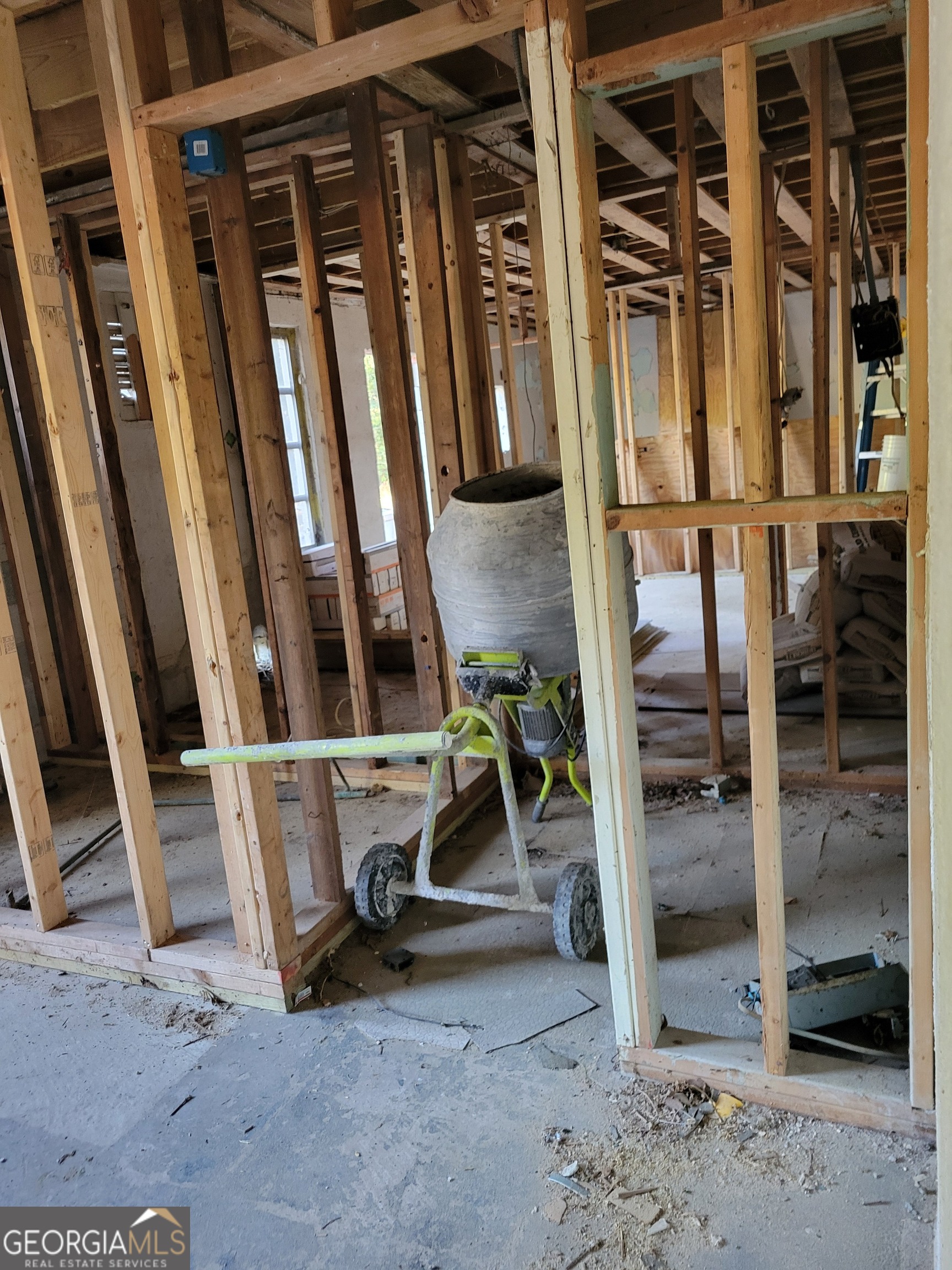 5372 Bryant Boulevard Property Photo 18