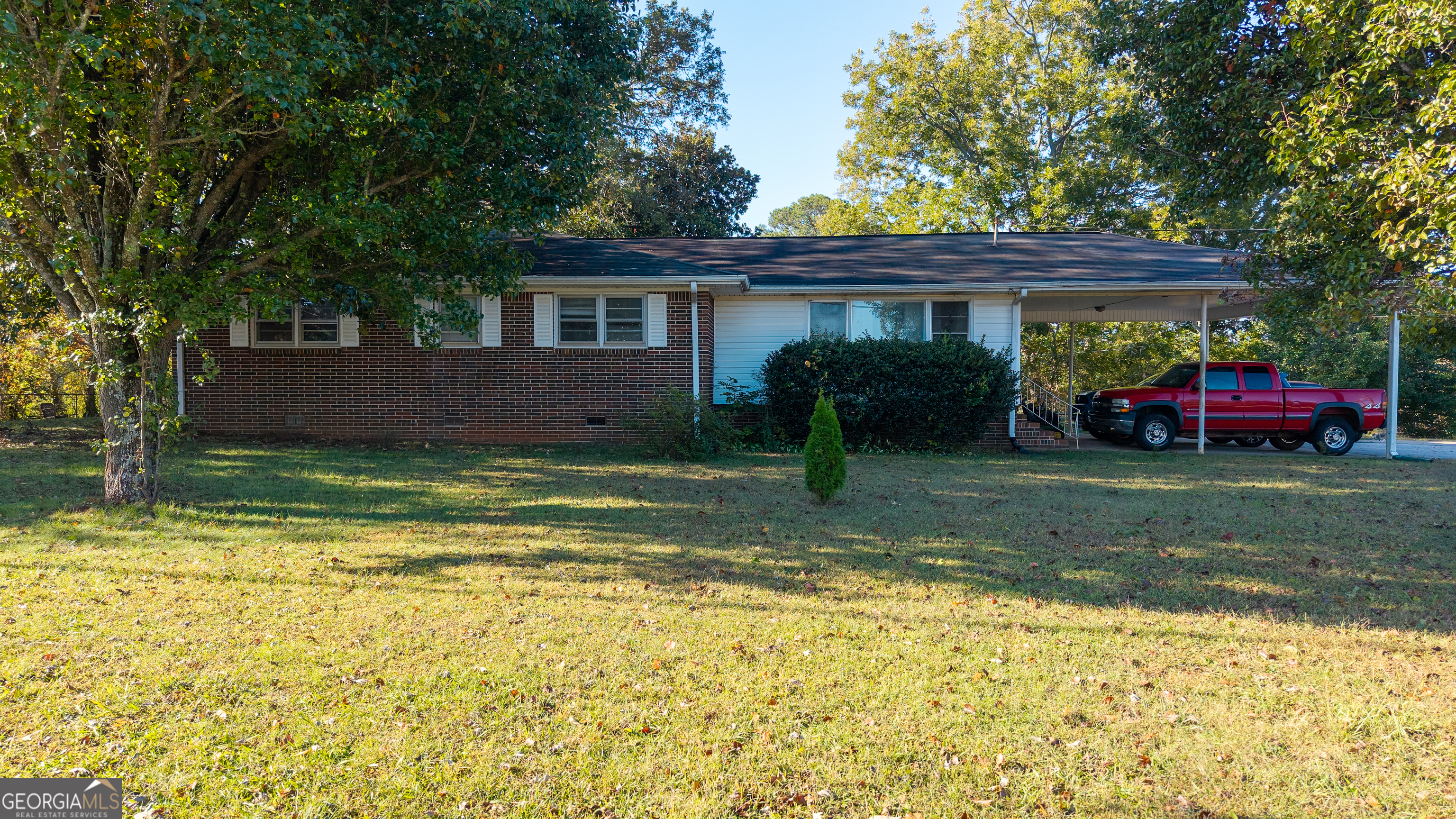 4024 Atlanta Highway Property Photo 5